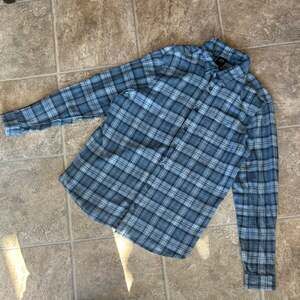 Oakley Men's Blue Yellow Plaid Button-Down Long Sleeve Casual Shirt